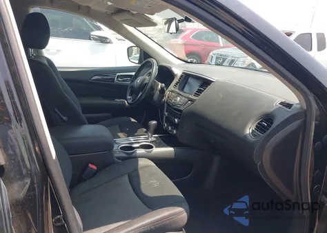 2017 Nissan Pathfinder S z USA, uszkodzony, nr VIN 5N1DR2MN2HC608701